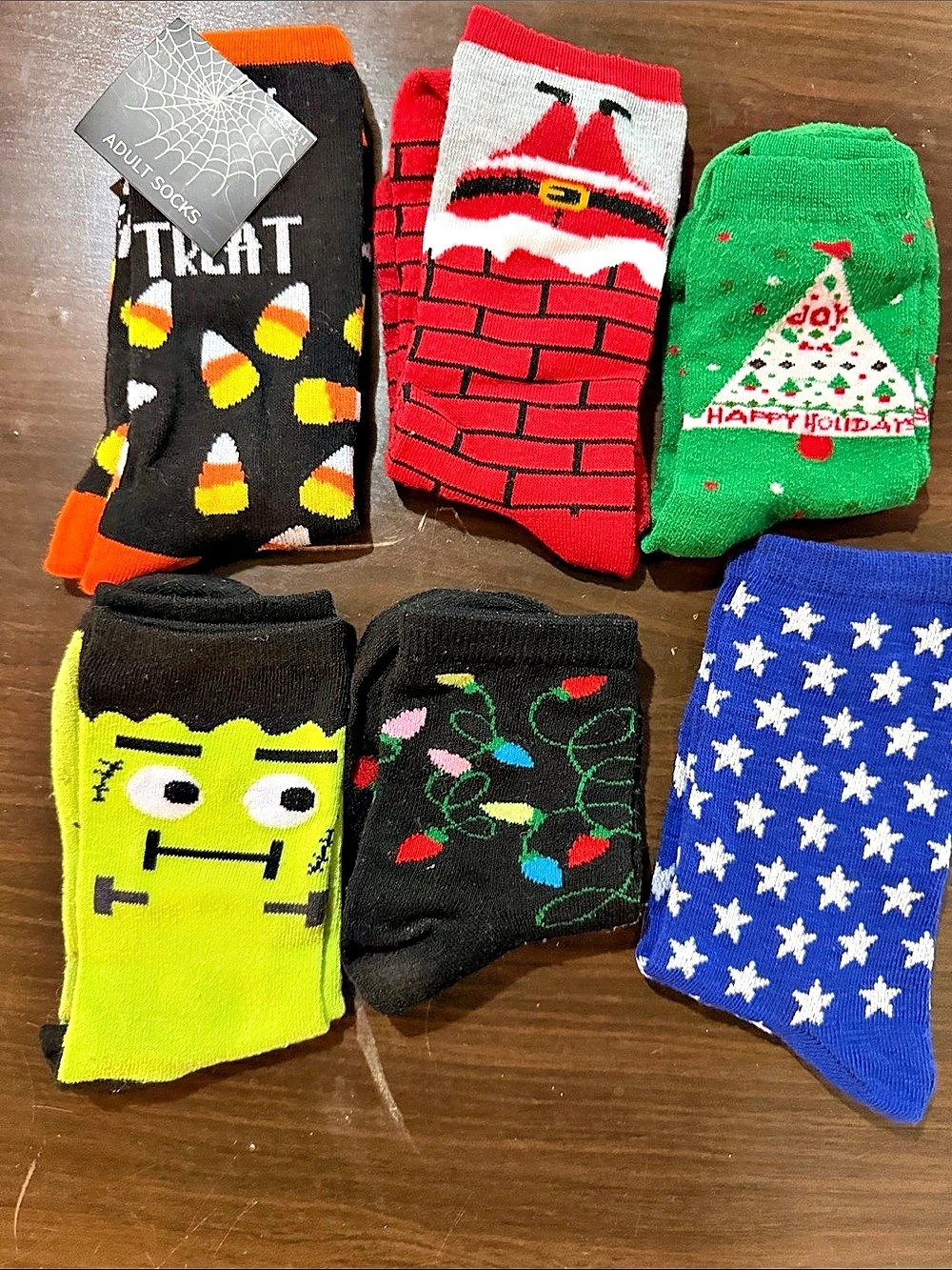 Holiday Novelty Socks 6-Pair Set